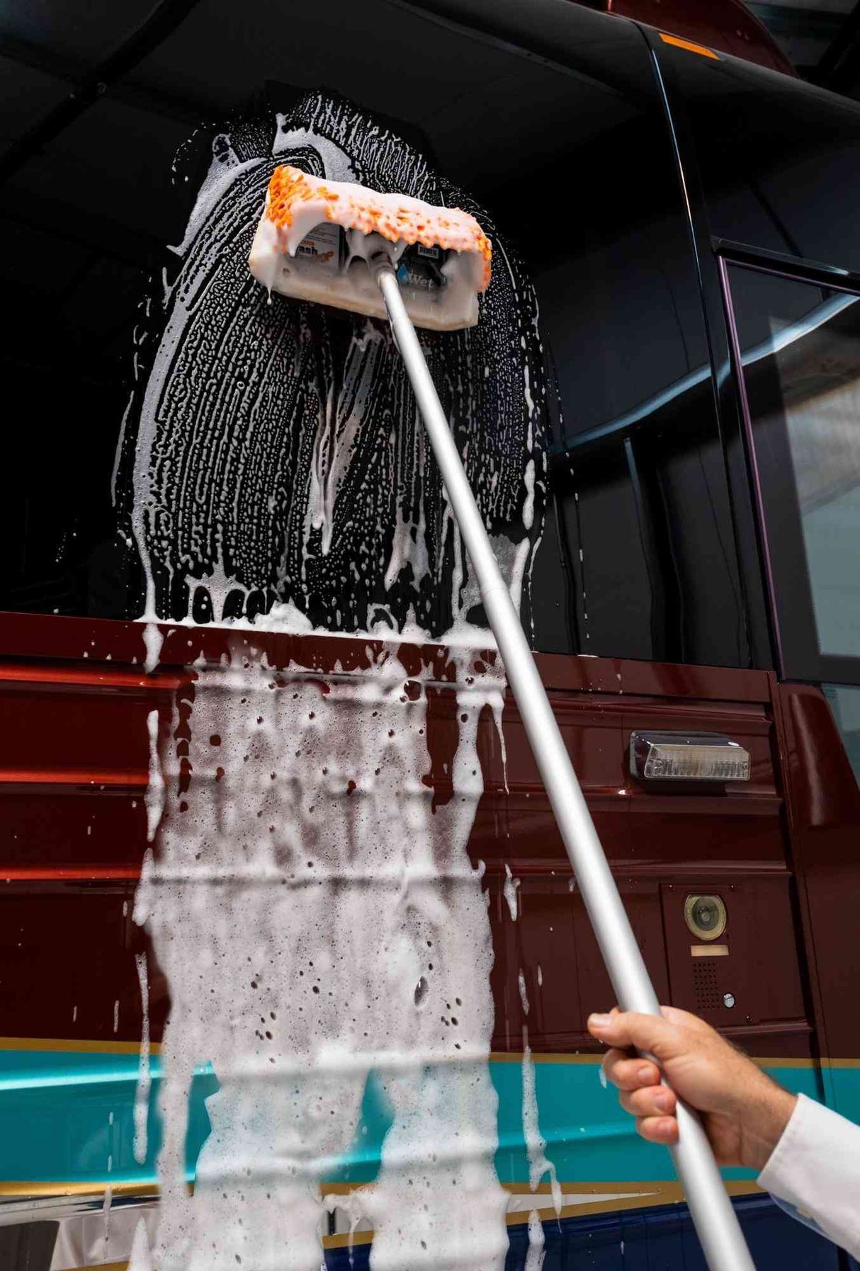 aircraft, rv, boat, car cleaning foam with mop for RVs and aircraft